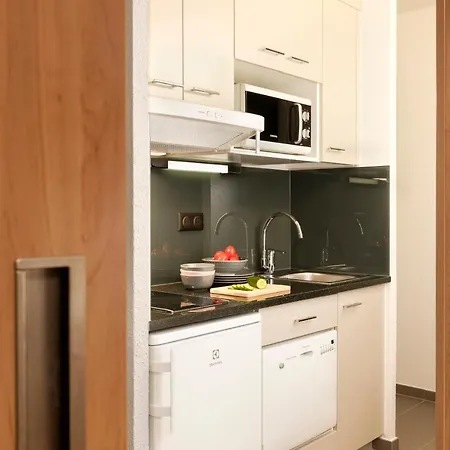 Citadines Kléber Apartahotel 3*