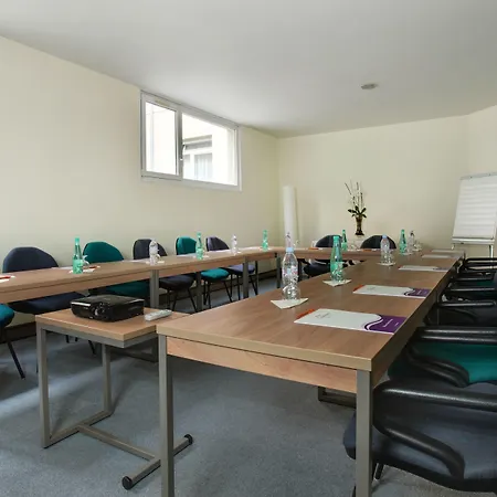 Aparthotel Citadines Kleber 4*