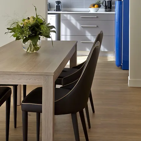 Lejlighedshotel Citadines Kleber 4*