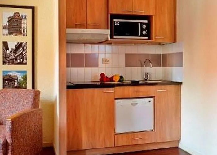 Citadines Kléber Aparthotel 3*