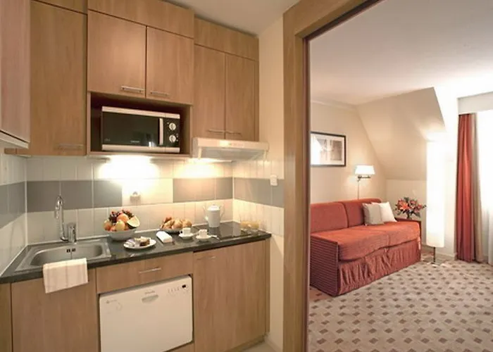 Aparthotel Citadines Kleber 3*